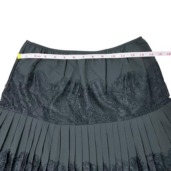 whimsygoth pleated lace mini skirt - Picture 3 of 6
